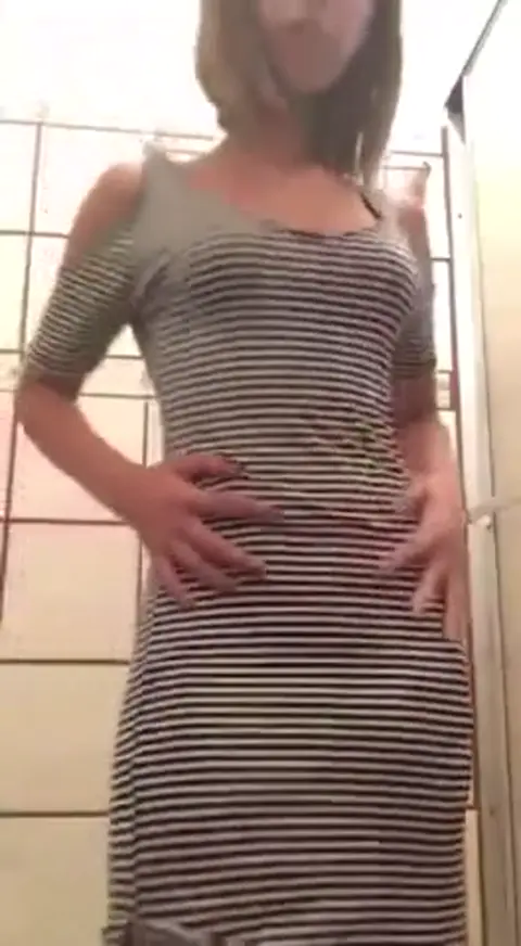 Premium Video 2395