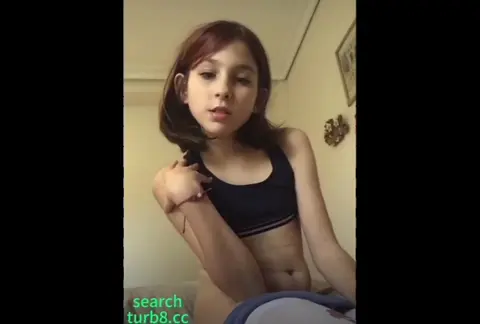 Premium Video 2916