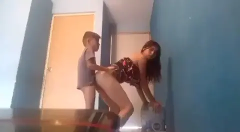 Premium Video 2965