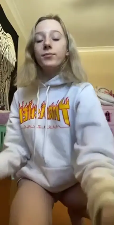 Premium Video 809